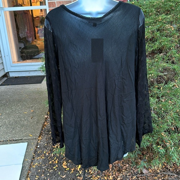 GREATER GOOD Handmade Midnight Butterfly Long Sleeve Tunic in Black - Picture 4 of 16